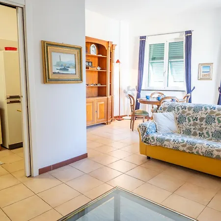 Lovingenoa - Prione - White House Apartment *