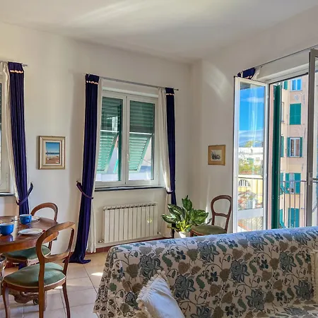 Lovingenoa - Prione - White House * Genoa